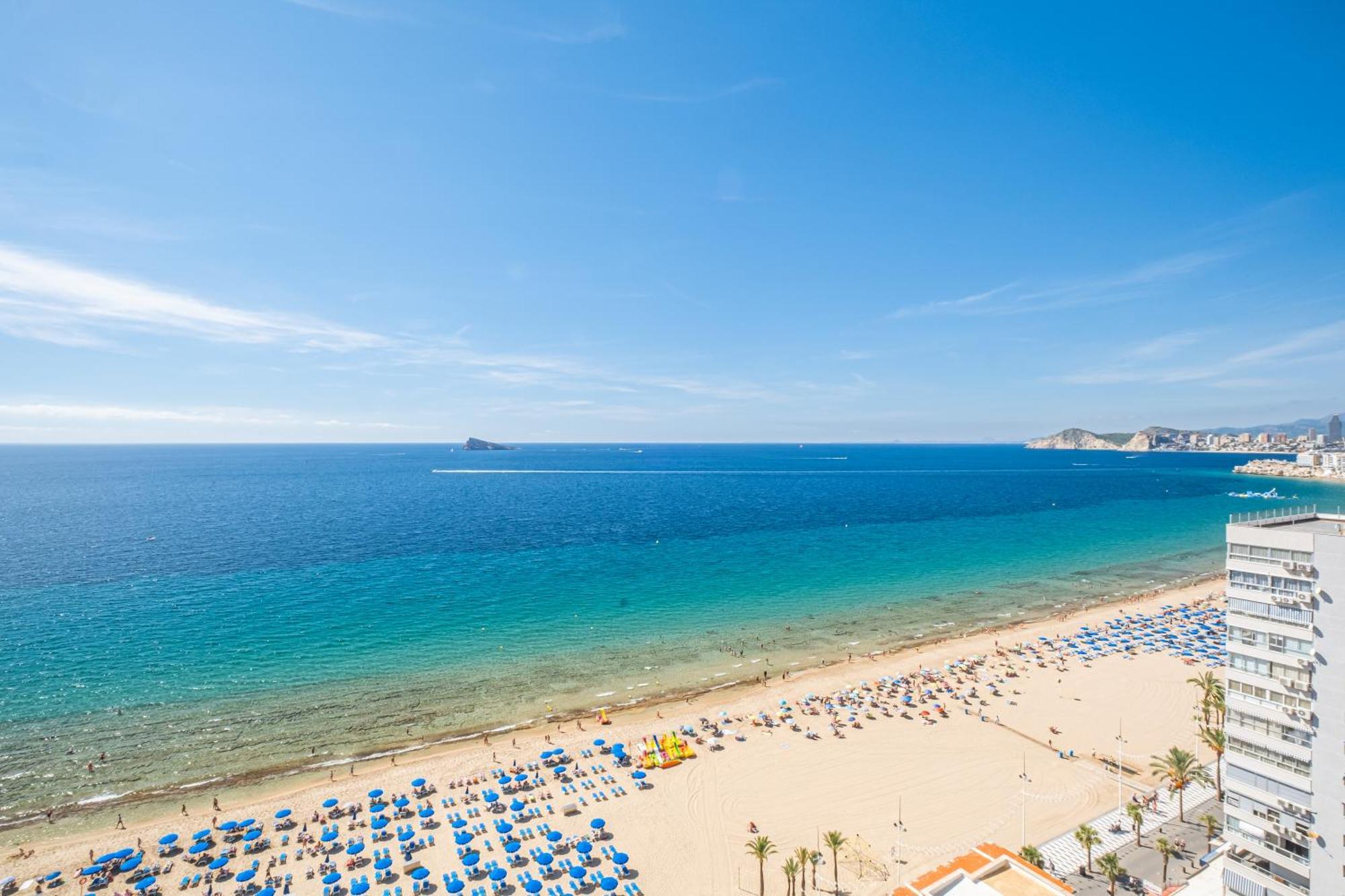 Santa Margarita Deluxe 14-D Levante Beach بينايدورم المظهر الخارجي الصورة
