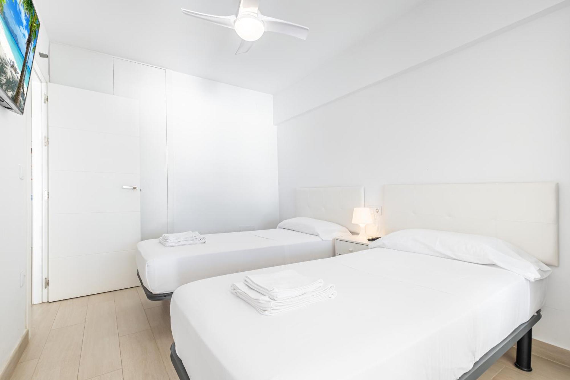 Santa Margarita Deluxe 14-D Levante Beach بينايدورم المظهر الخارجي الصورة